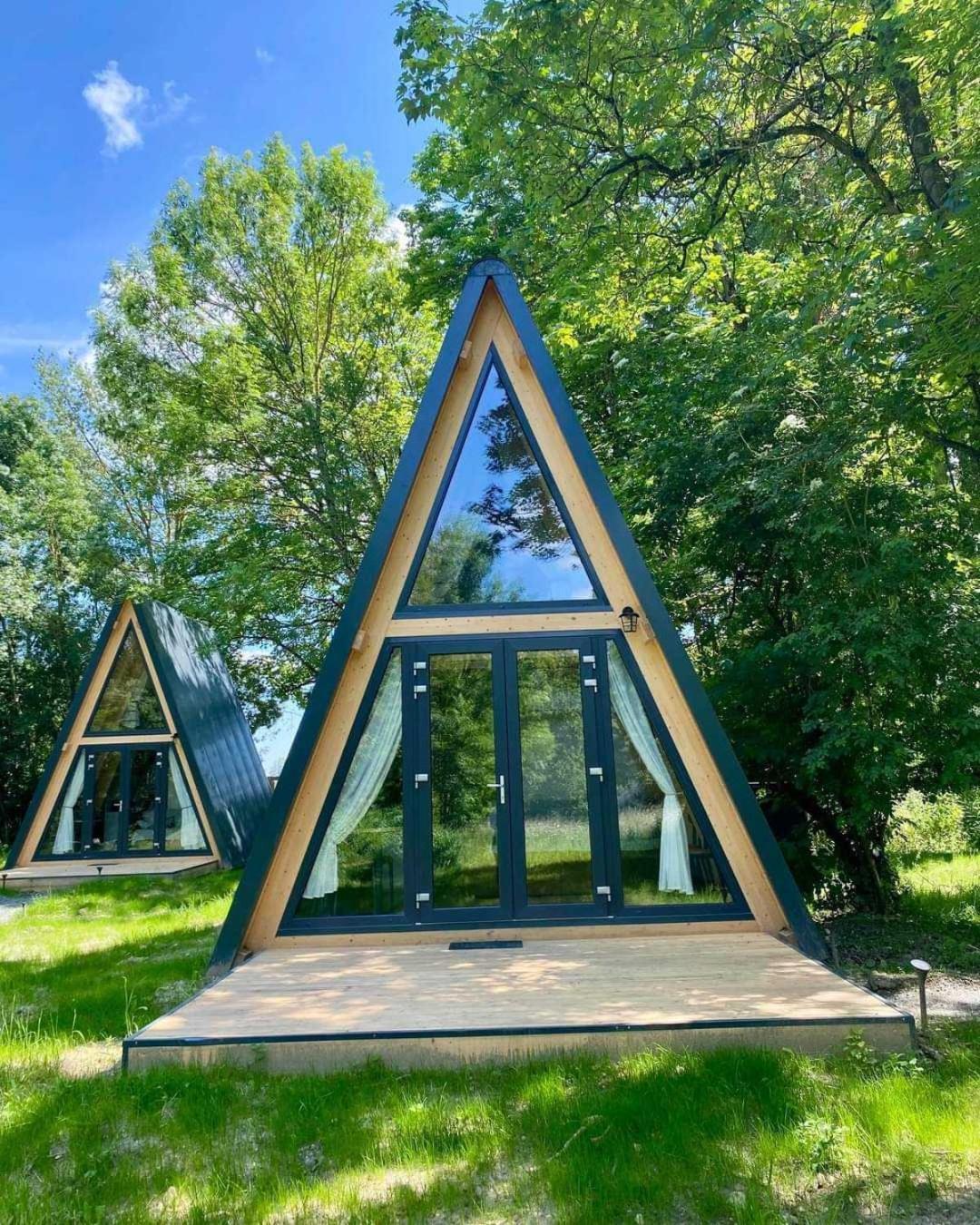 Ecolodges De Reve Dans Un Chateau De Conte De Fees Les-Trois-Moutiers Habitación foto