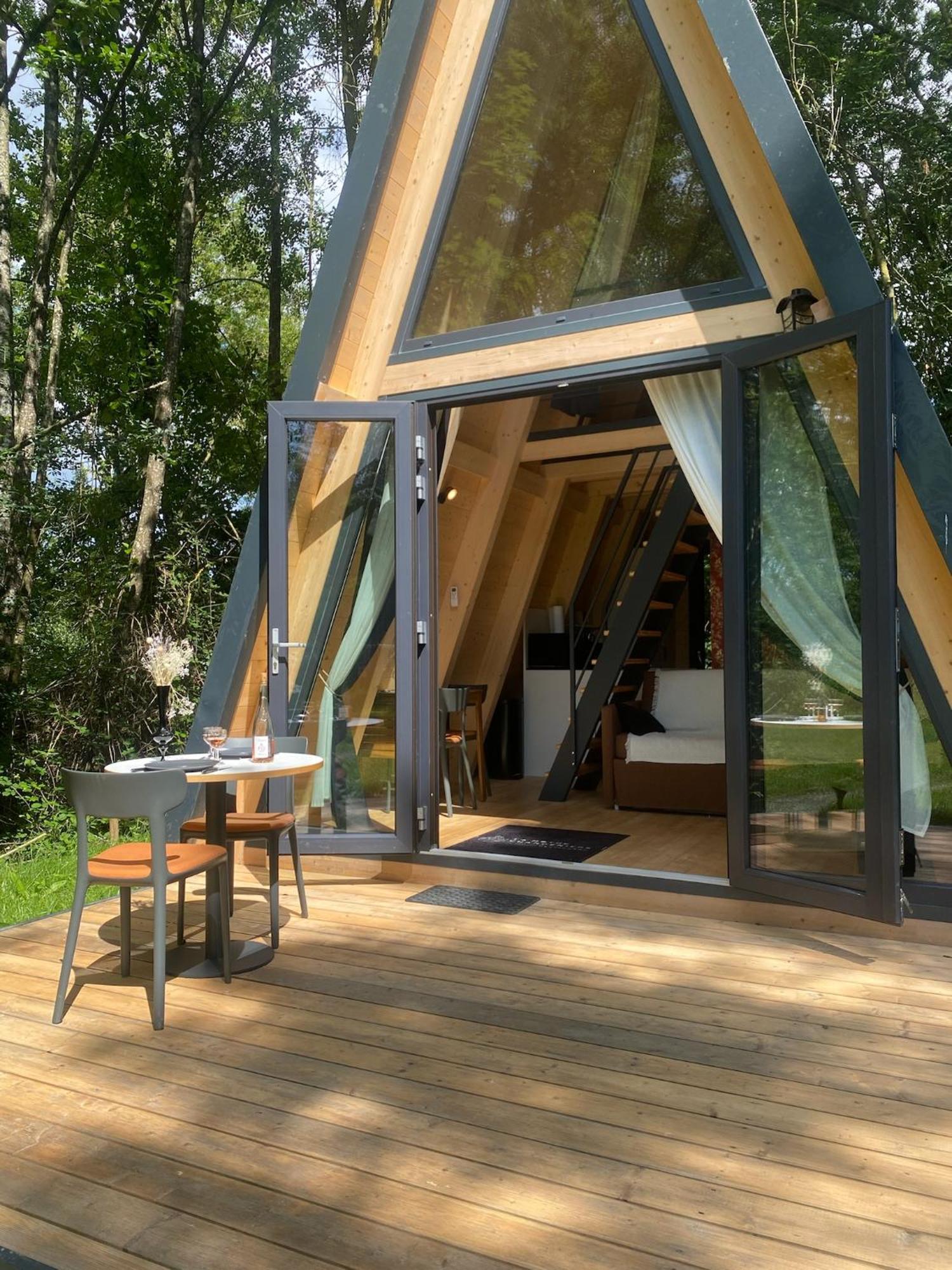 Ecolodges De Reve Dans Un Chateau De Conte De Fees Les-Trois-Moutiers Exterior foto