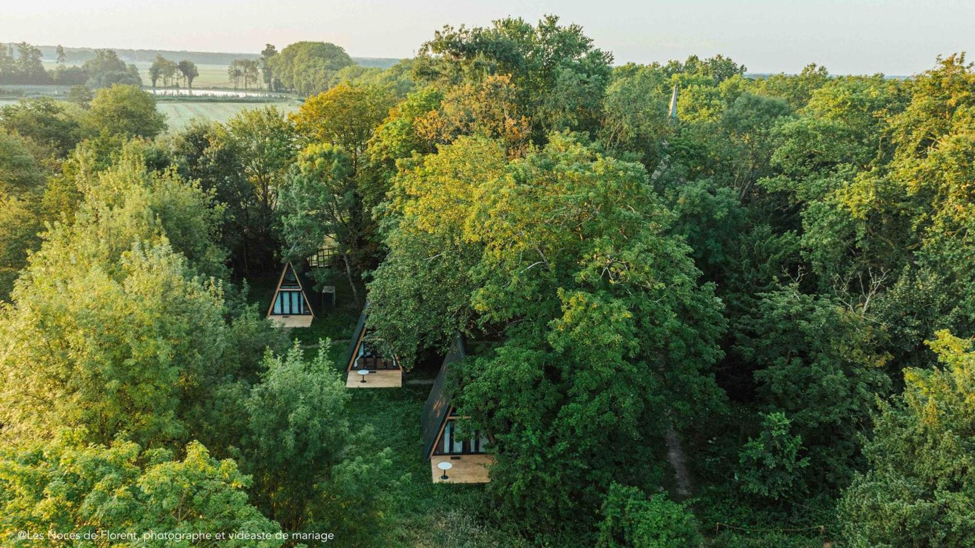 Ecolodges De Reve Dans Un Chateau De Conte De Fees Les-Trois-Moutiers Exterior foto