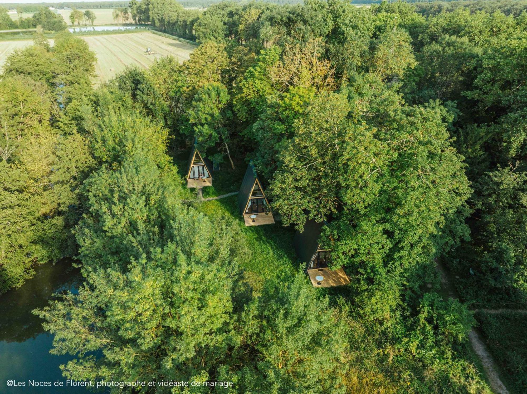 Ecolodges De Reve Dans Un Chateau De Conte De Fees Les-Trois-Moutiers Exterior foto